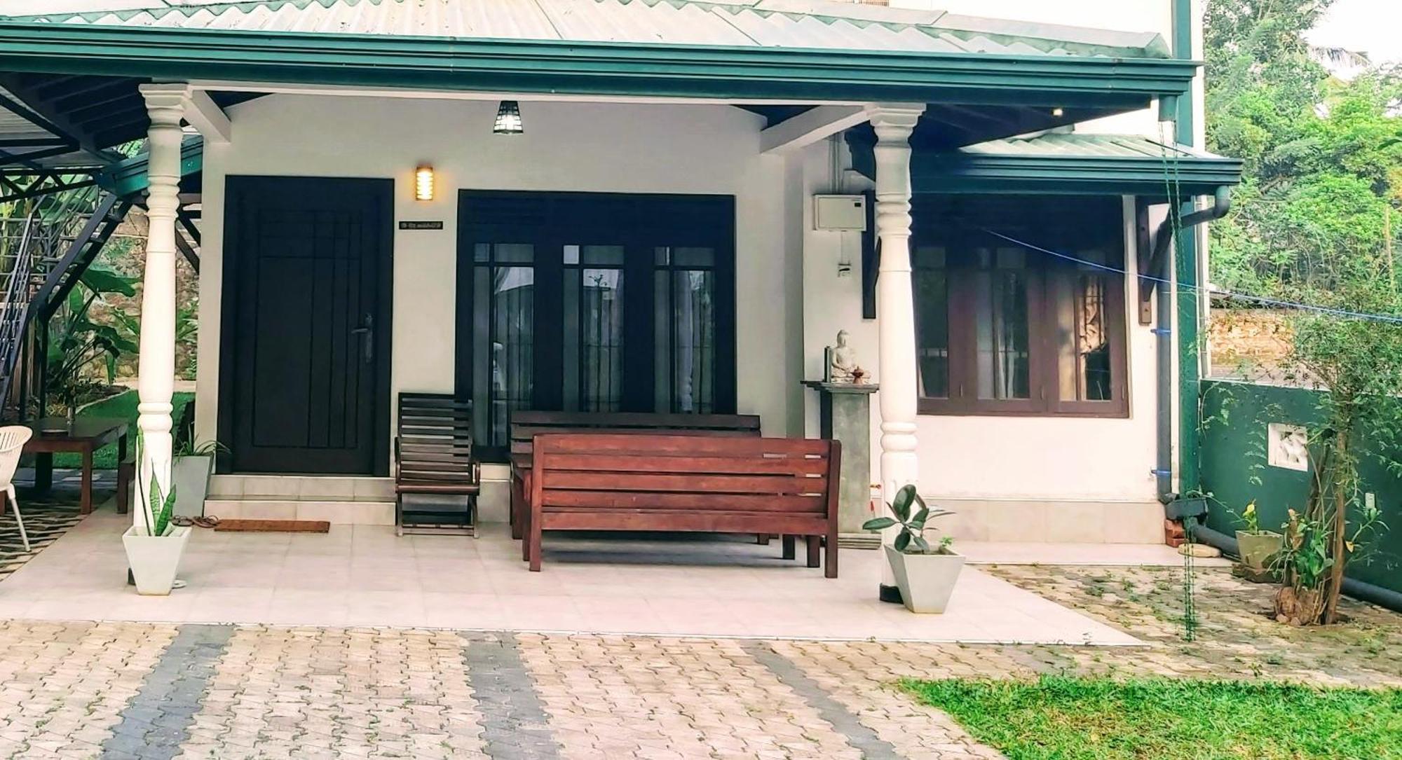 Villa Senan - 2 Apartments - Mirissa Cameră foto